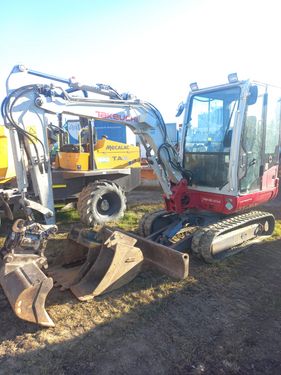 Takeuchi TB 230