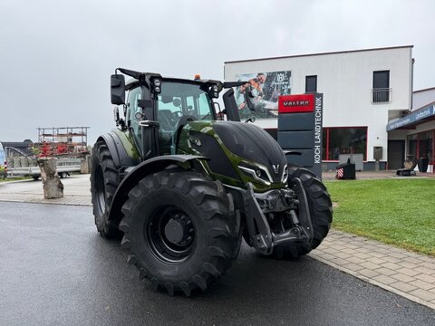 Valtra Q305