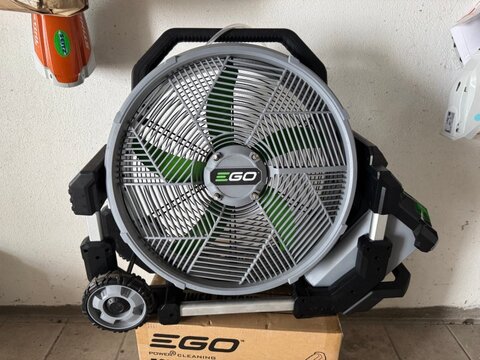 EGO FN1800E Ventilator mit Sprühfunktion