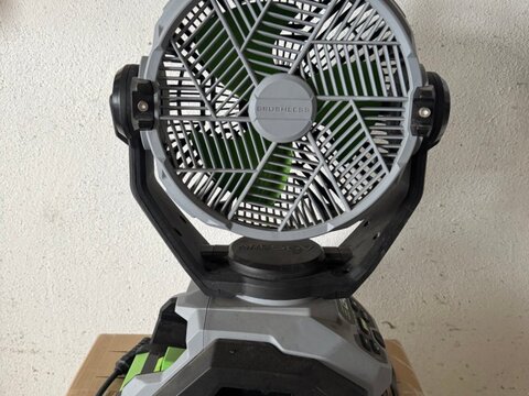 EGO FN1000 E Ventilator mit Sprühfunktion
