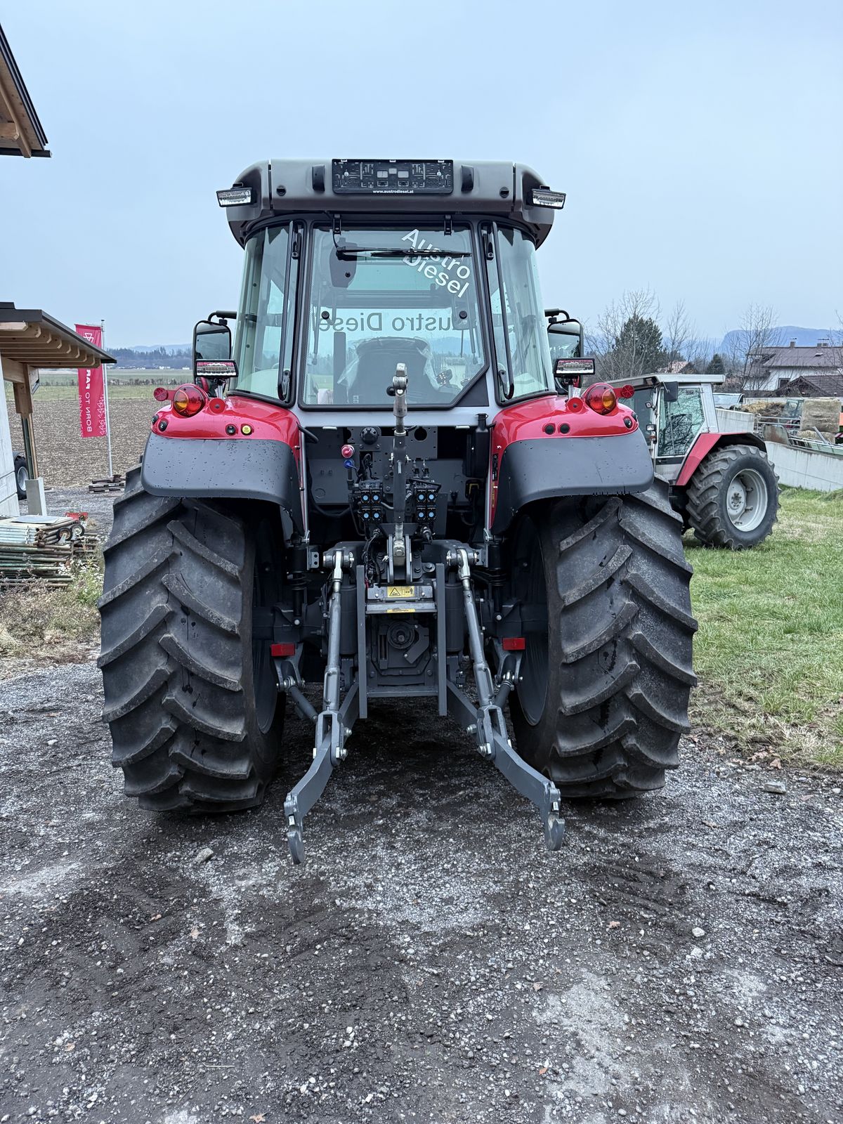Massey Ferguson MF 5S.115 Dyna-4 Efficient 3