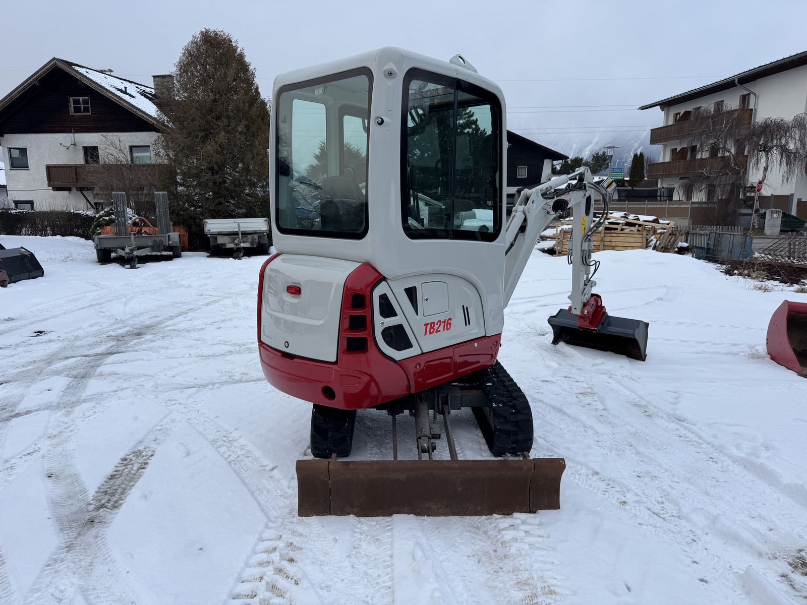 Takeuchi TB216 2