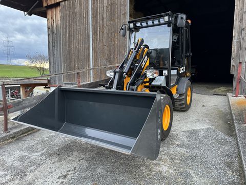 JCB 403 Agri