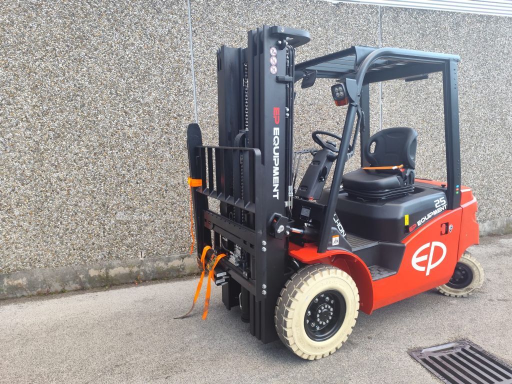 EP Equipment EFL253 NEUMASCHINE 2