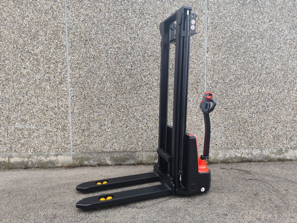 EP Equipment ESA121 NEUMASCHINE 2