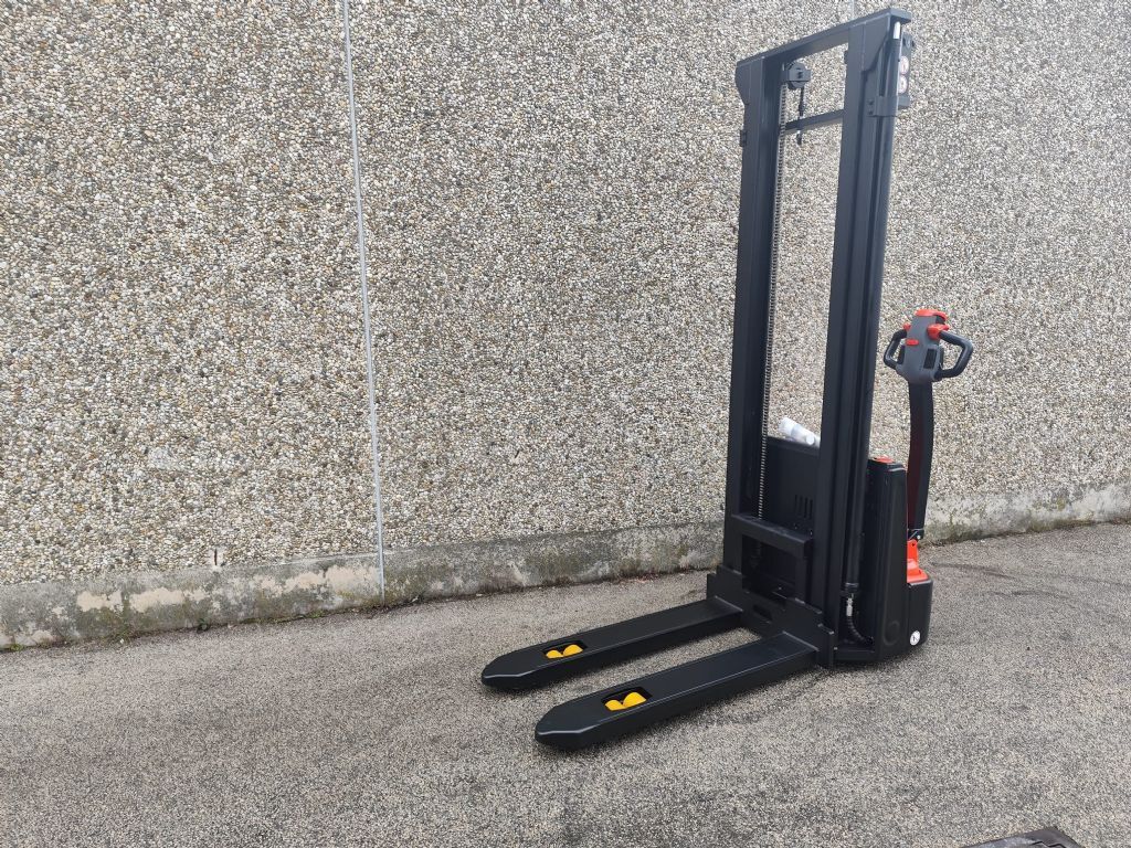 EP Equipment ESA121 NEUMASCHINE 3