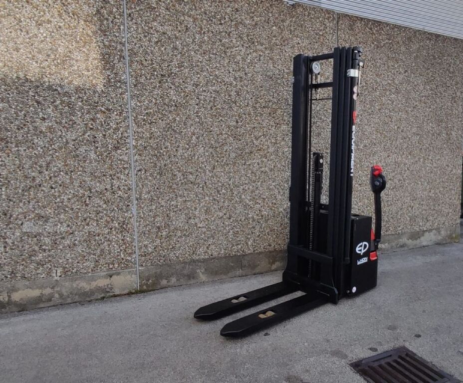 EP Equipment WSA 161 NEUMASCHINE 3