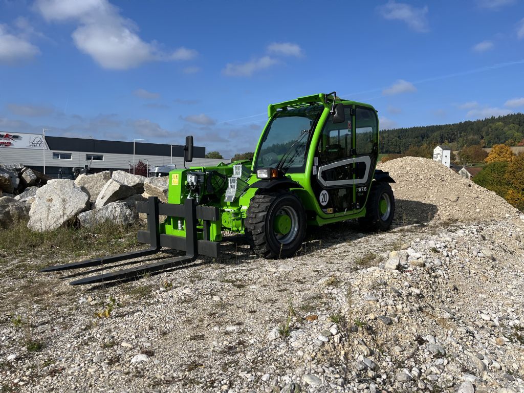 Merlo P27.6 Plus inklusive Schaufel und Lasthaken Neu  3