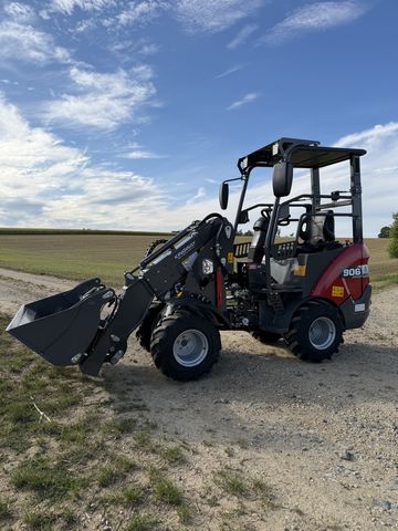 Kingway Teleskoplader FARMER 906T