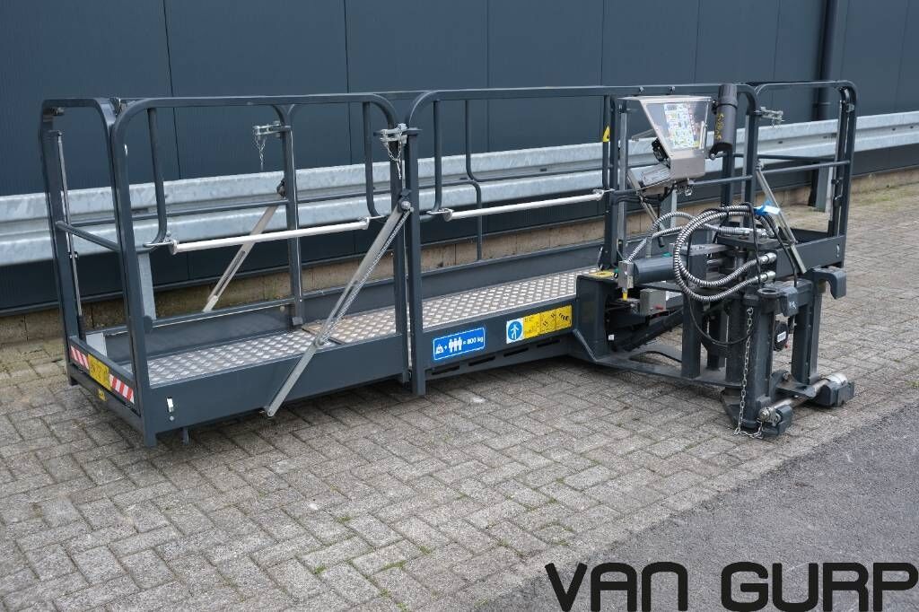 Merlo a1831.1 Bühne werkkooi basket bucket 2