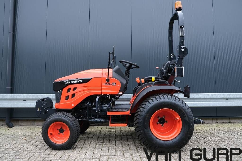 26 - Mini Tractor 2