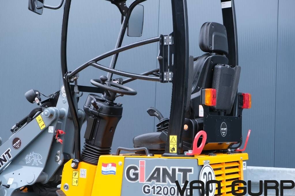 Giant G1200HD | 2023 | 5h | Hoflader shovel 3