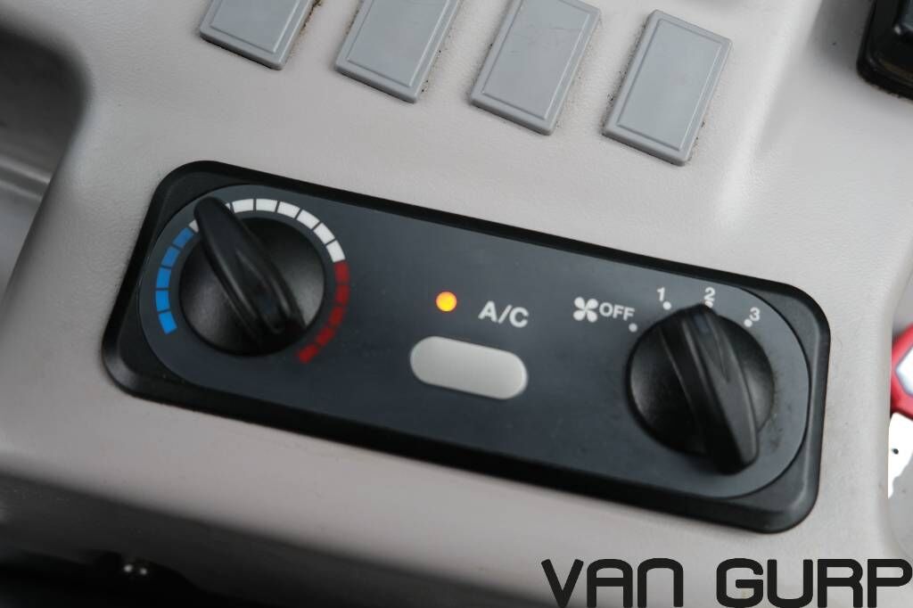 Kubota R 070 | 2023 | 740h | Klima A/C 3