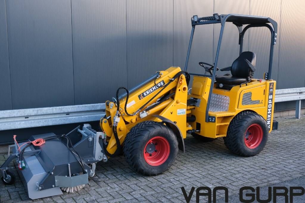 Knikmops 170 tele ( KM170TE) | 2023 | 170h 2