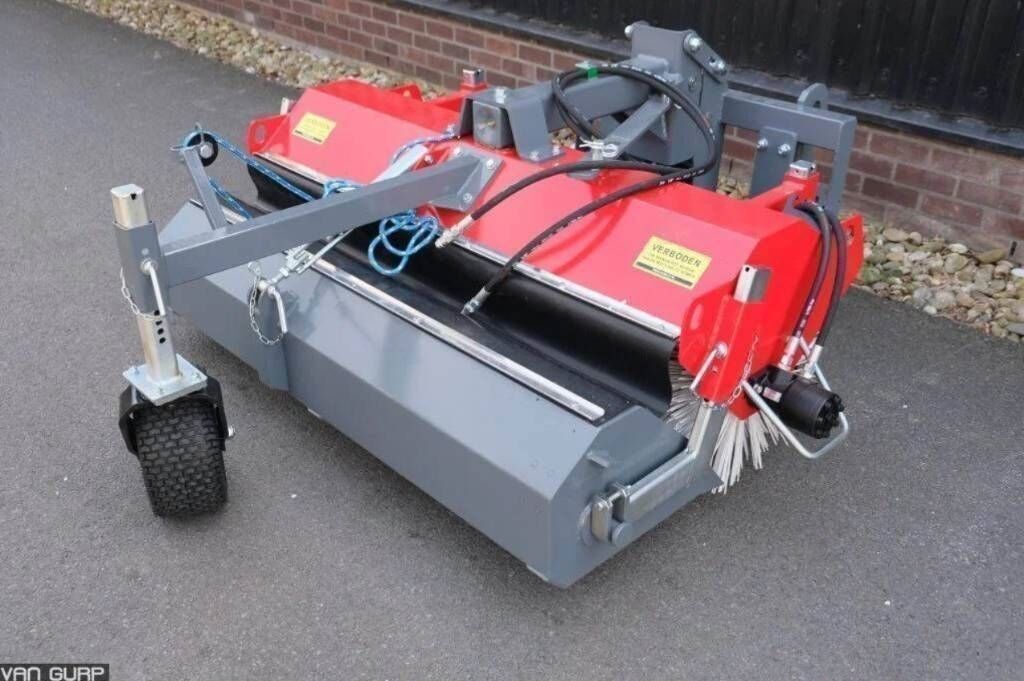 Weidemann Veegmachine met hydraulische opvangbak 180cm 3