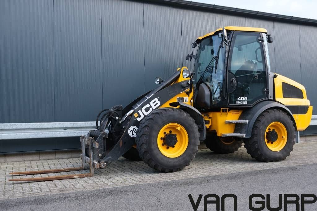 JCB 409 | 2023 | 548h 2