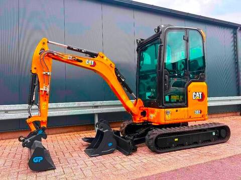 CAT 302 ( v.g.l. 301.8) | NEW | 2022