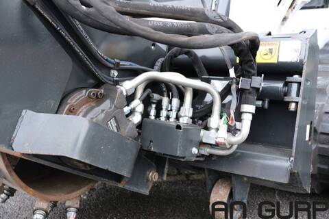 9266-78360e860dbf94d4a270d73e765e60cf-5799862