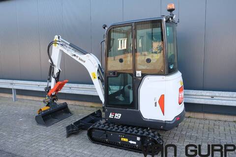 9266-7c8022ef08b32412ebf6d4d92ffc2cb2-5748563