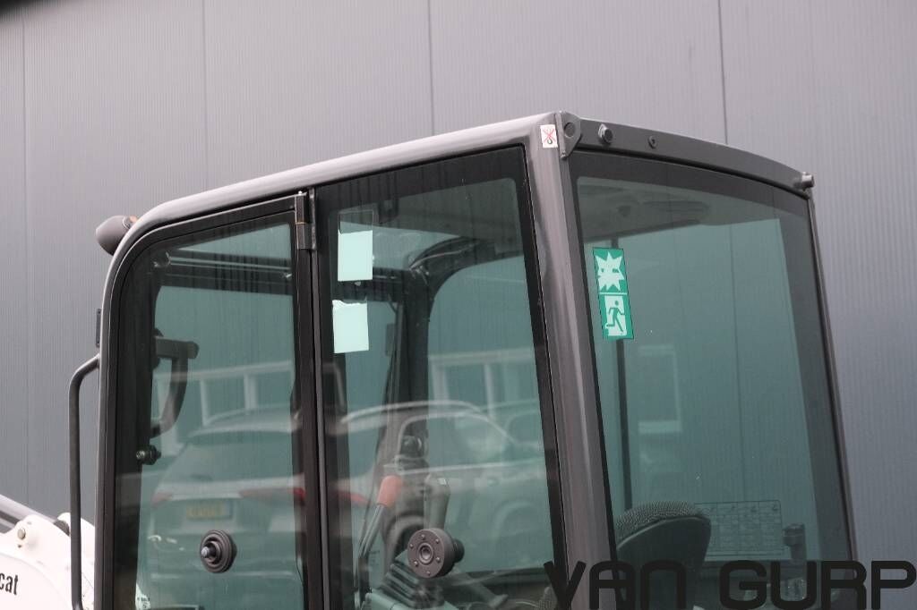 Bobcat E19 | 2023 | 288h | 3 buckets 3