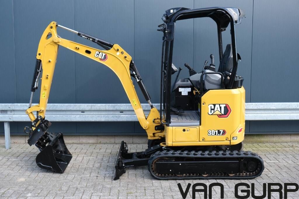 CAT 301.7 CR 05A | 2021 | 677h | bagger excavator 3