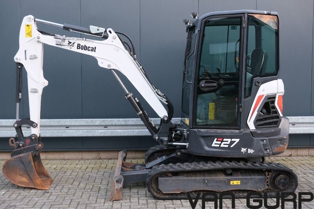 Bobcat E27 | 2022 | 383h 2