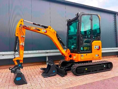 CAT 302 ( v.g.l. 301.8) | NEW | 2022