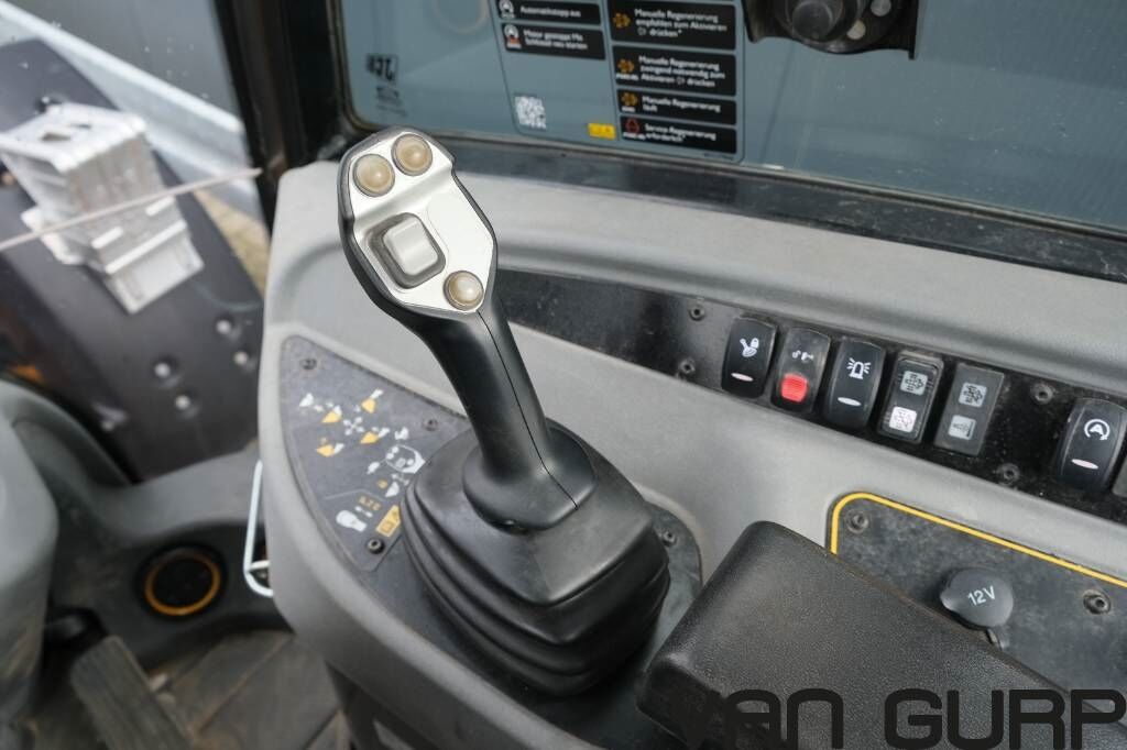 JCB 409 | 2023 | 432h 3