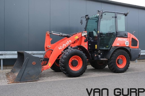 Kubota R 070 | 2021 | 2100h