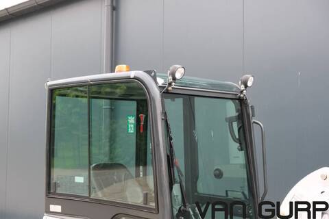 9266-d177ef3ef289b9c9e85e6788bbe76c52-5945574