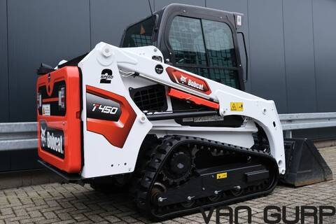 Bobcat T450 | 2023 | A/C | 2 speed | LED | Full option!