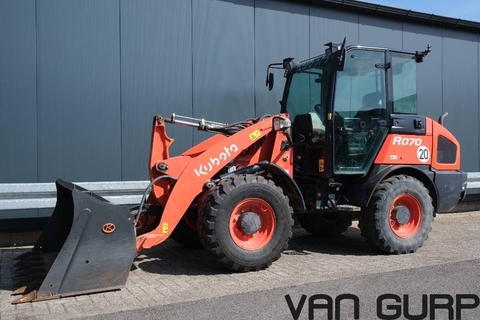 Kubota R 070 | 2021 | 2100h