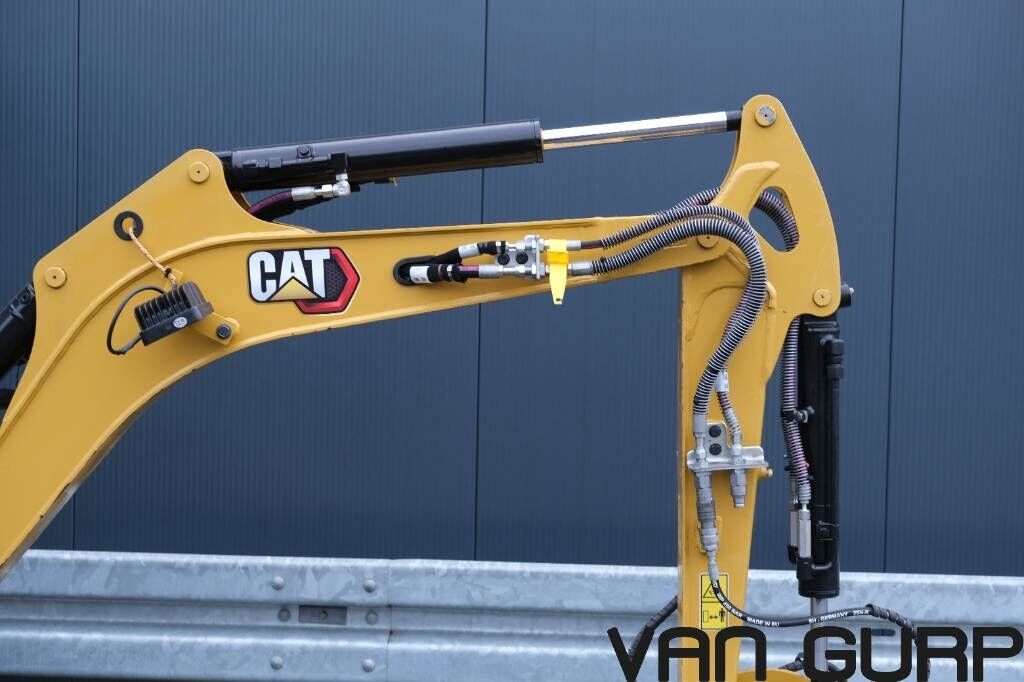 CAT 301.8 | 2022 | powertilt | 885h 2