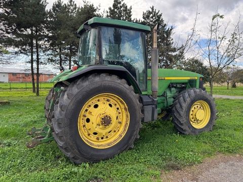 John Deere 8200