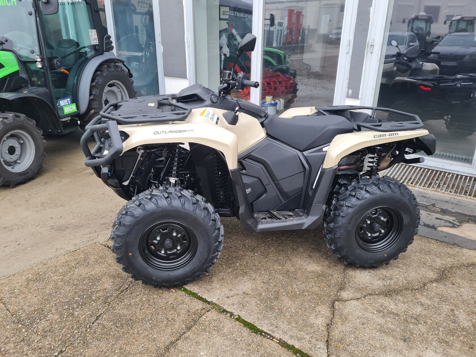 Can-am Can-Am Outlander Pro STD T HD5 MY26 Quad 2