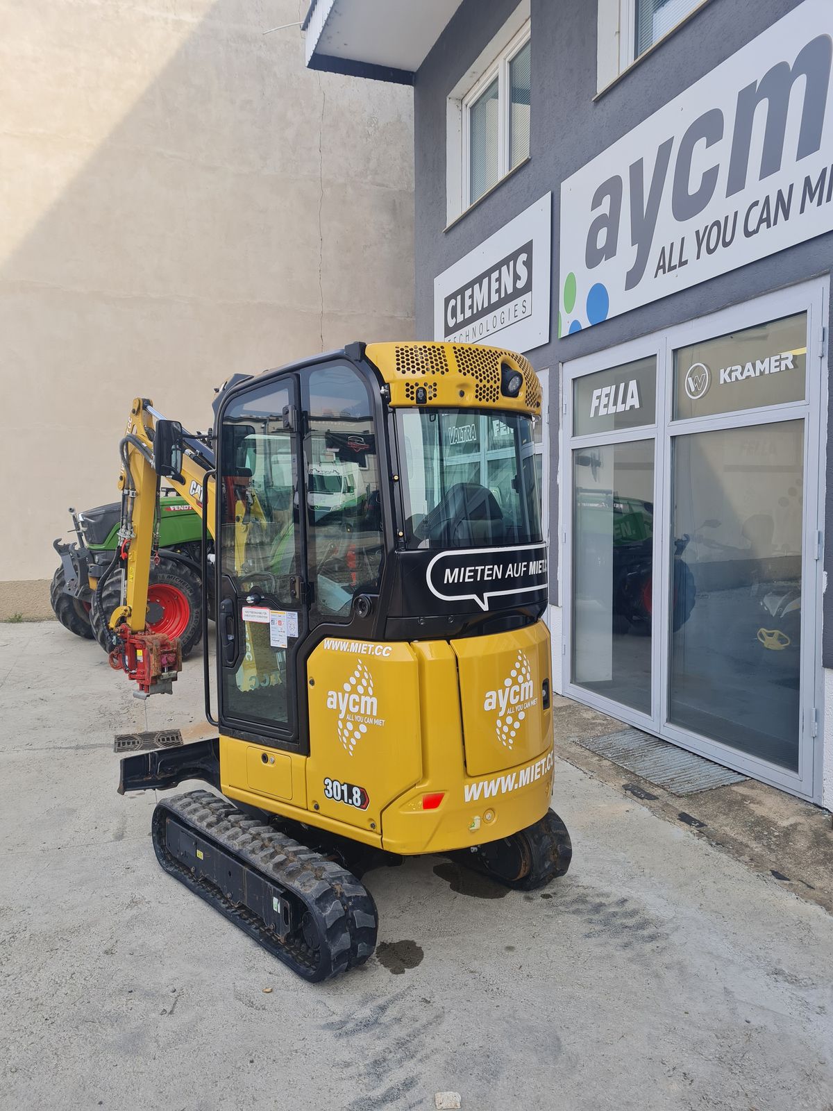 Bobcat Caterpillar Mimibagger 301.8-05A 3