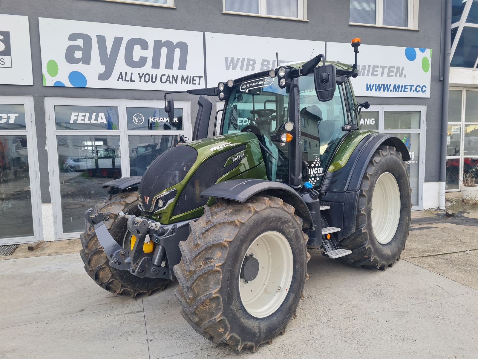 Valtra N175 Direct 1