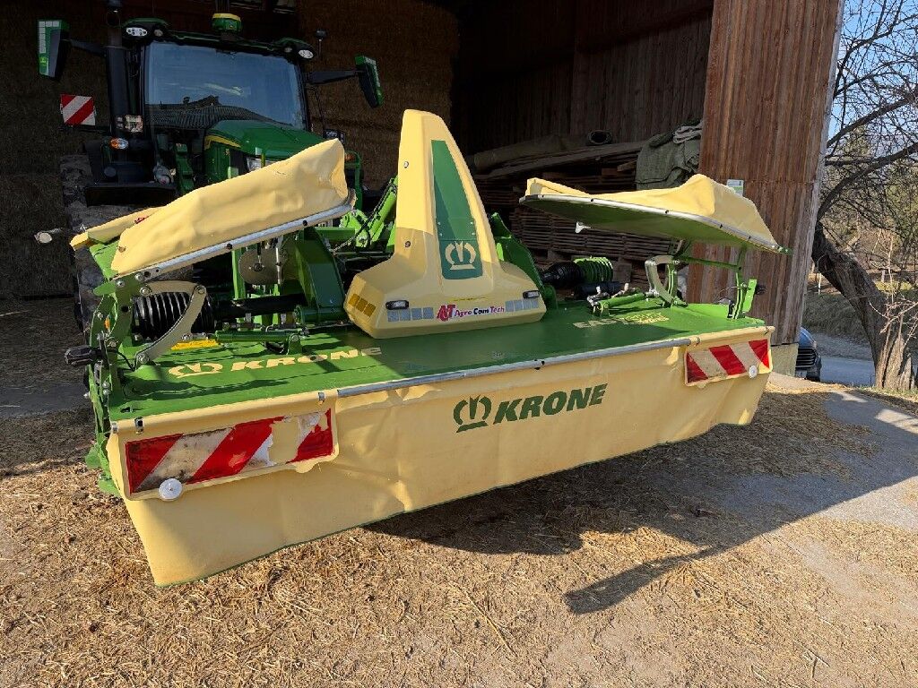 Krone Easy Cut F 400 Hold 2