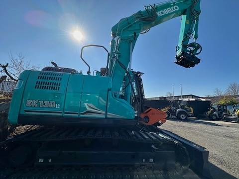 Kobelco SK130LC-11 1