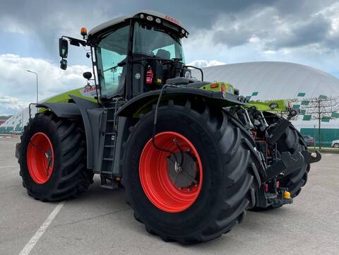 CLAAS XERION 5000 Trac VC