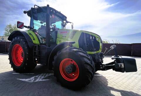 CLAAS Axion 850 Cebis