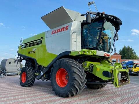 <strong>CLAAS Lexion 760</strong><br />