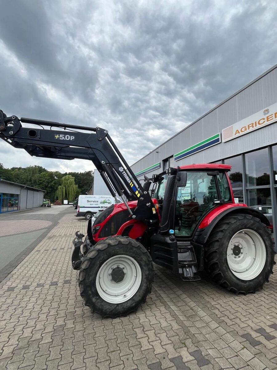 Valtra N 114 3
