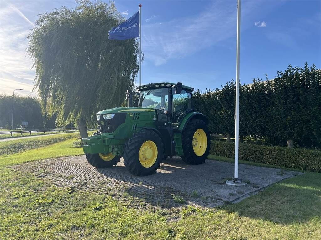 John Deere 6145R 1