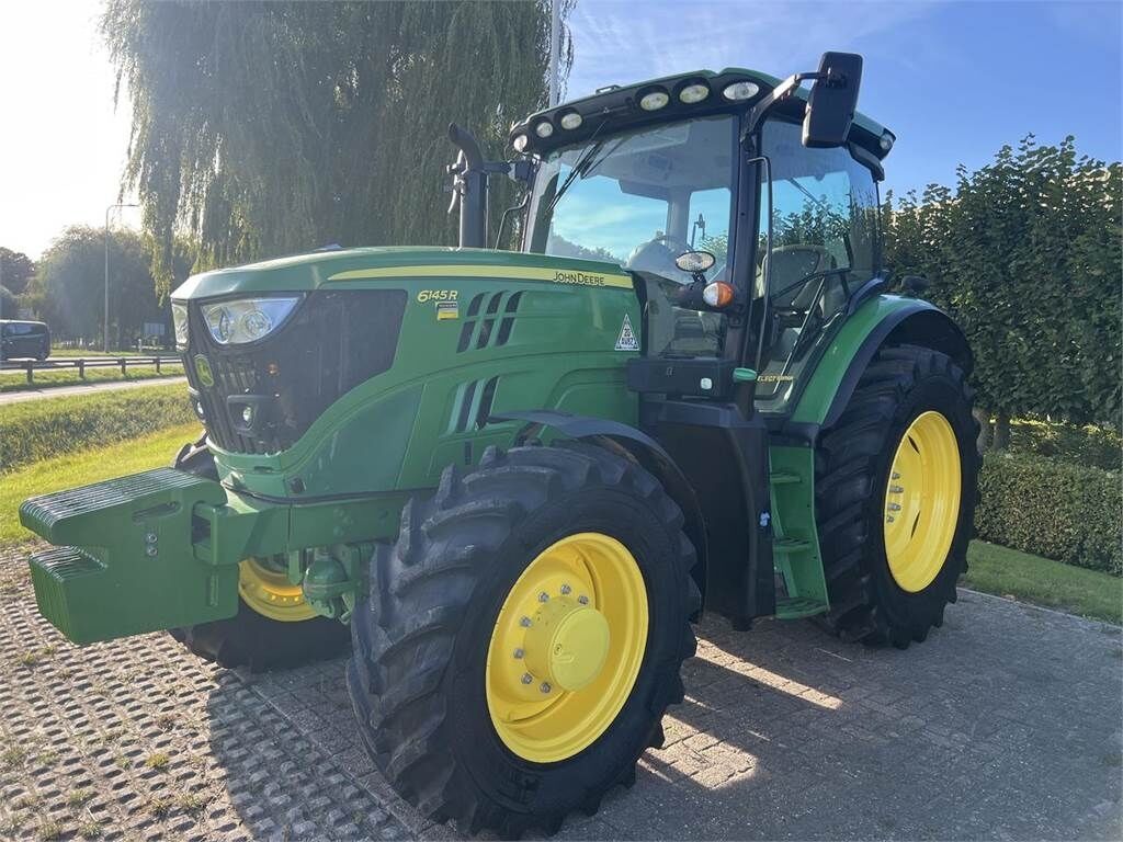 John Deere 6145R 2