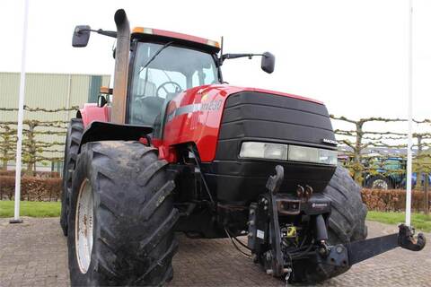 Case IH MX 230