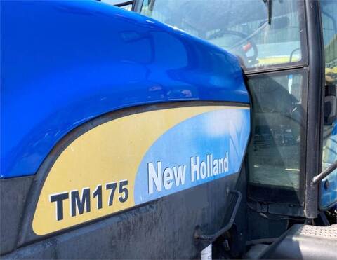 New Holland TM175