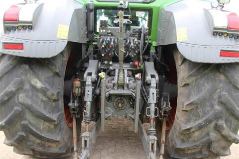 Fendt 828 Vario Profi Plus