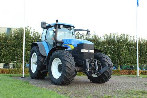 New Holland TM190