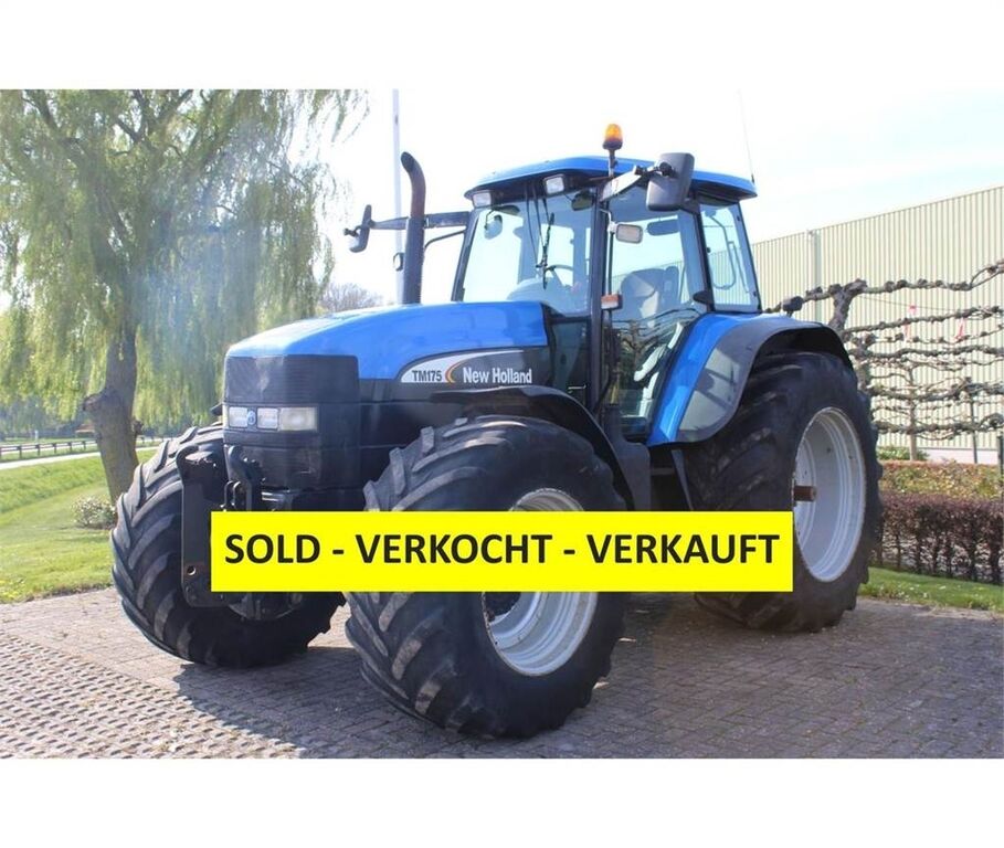 New Holland TM175 1